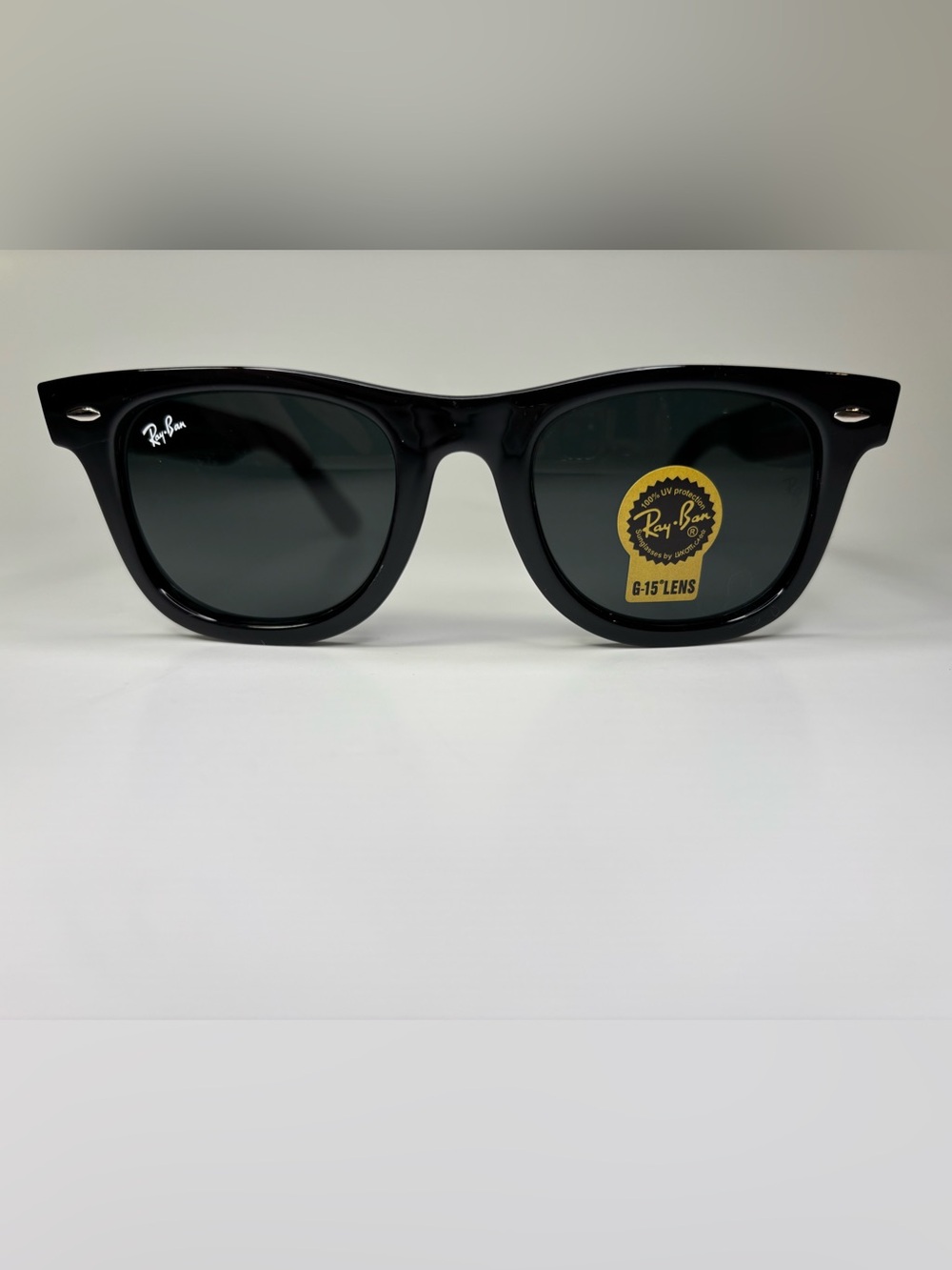 Ray-Ban Wayfarer Sunglasses - AlI
Black Polarized